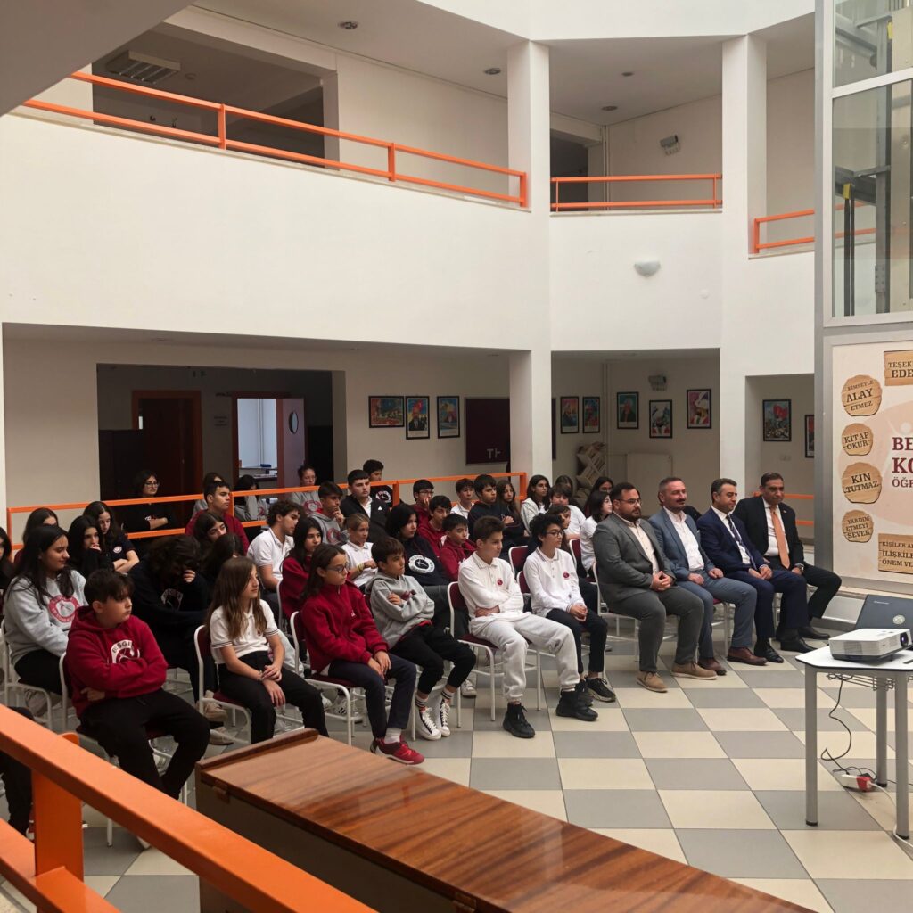 Cumhuriyet ve Milli Bilinç Semineri 6 - Ankara Çiğdem İsmail Kaya Beşgen Koleji