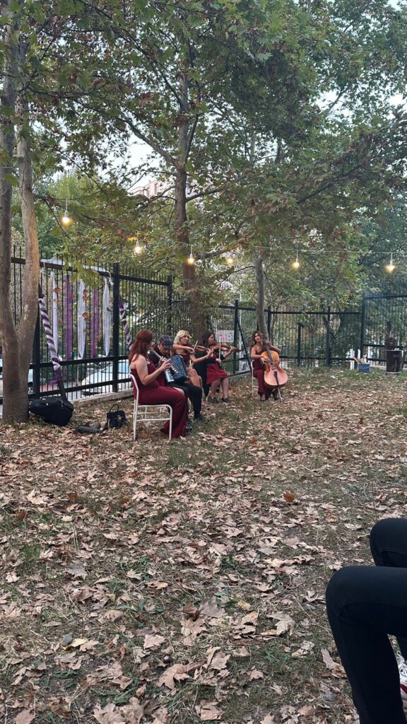 Sonbahar Senfonisi 1 - Ankara İsmail Kaya Beşgen Kolejinde çekilmiştir.